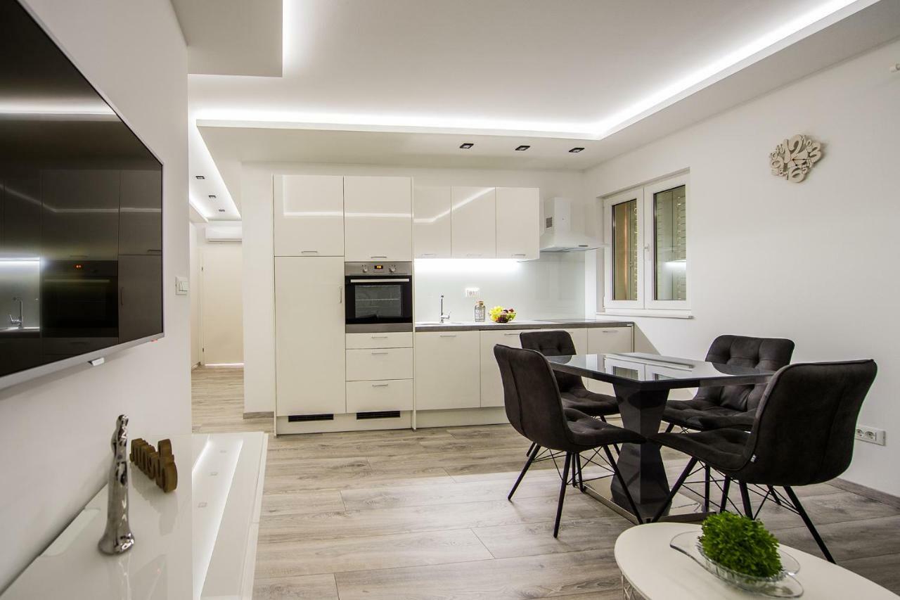 Solin Apartments Praetorium Εξωτερικό φωτογραφία